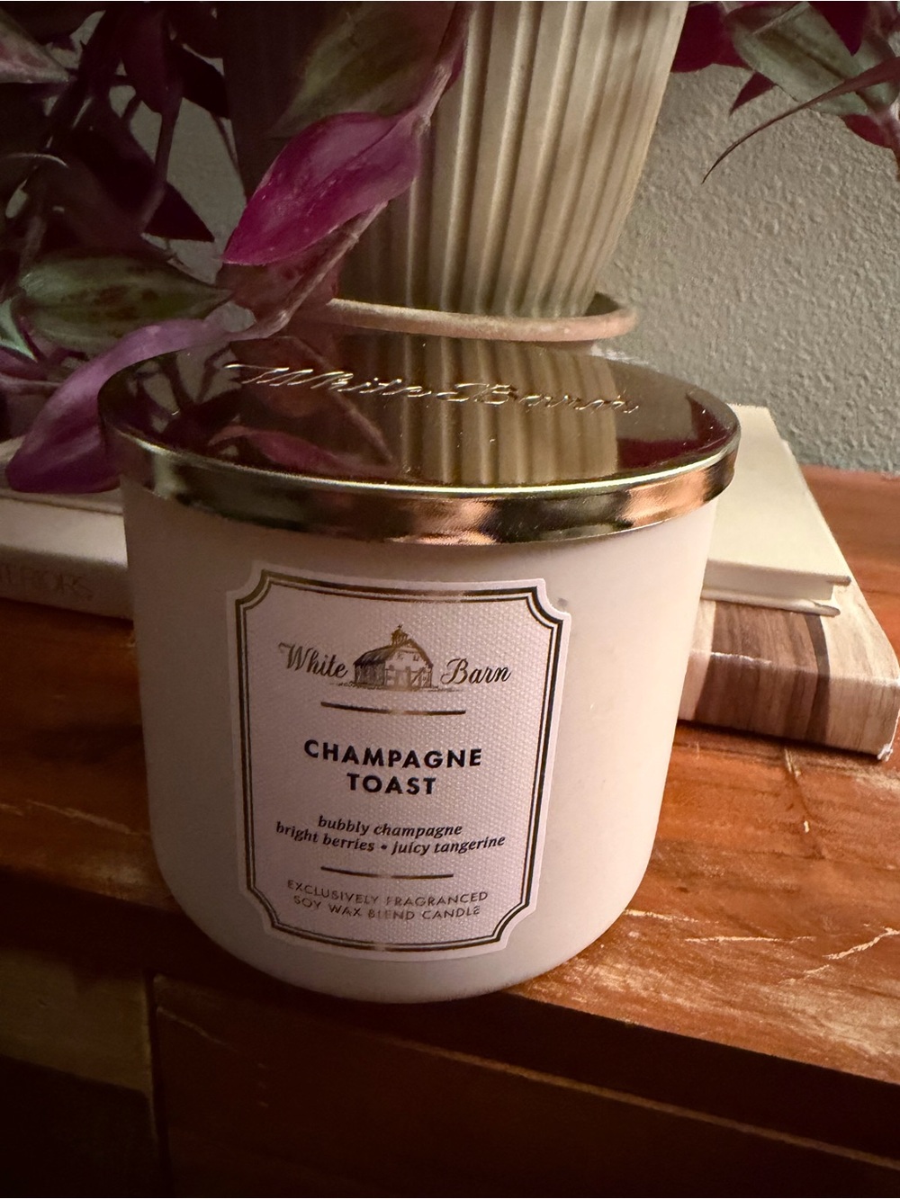 White Barn Candle